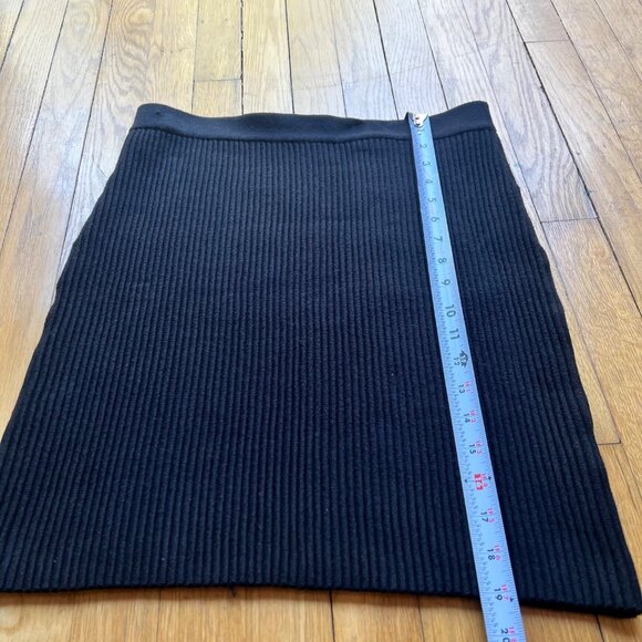 VIVIENNE TAM Size PM Black Ribbed Sweater Pencil Skirt - Picture 5 of 11